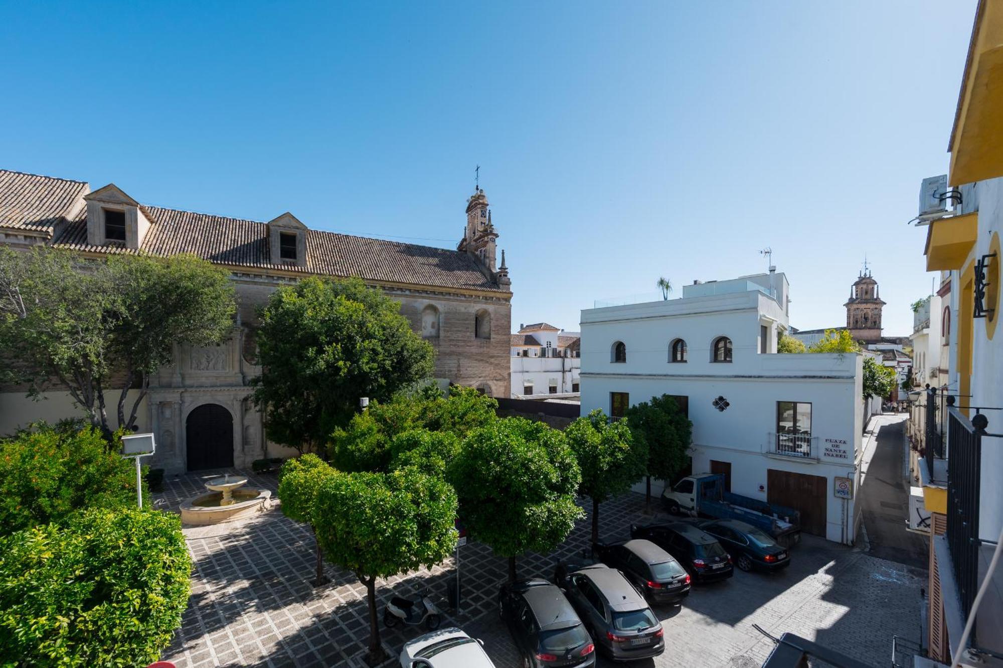 With Views -santa Isabel Square- 2bd1bth Apartamento Sevilla
